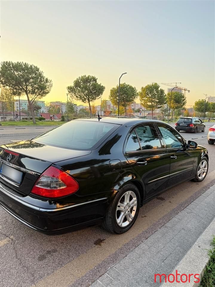 2007' Mercedes-Benz E 220 photo #4