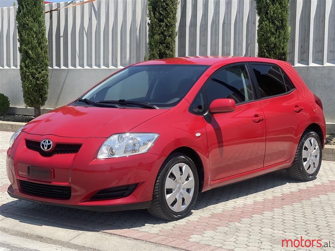 2008' Toyota Auris photo #1