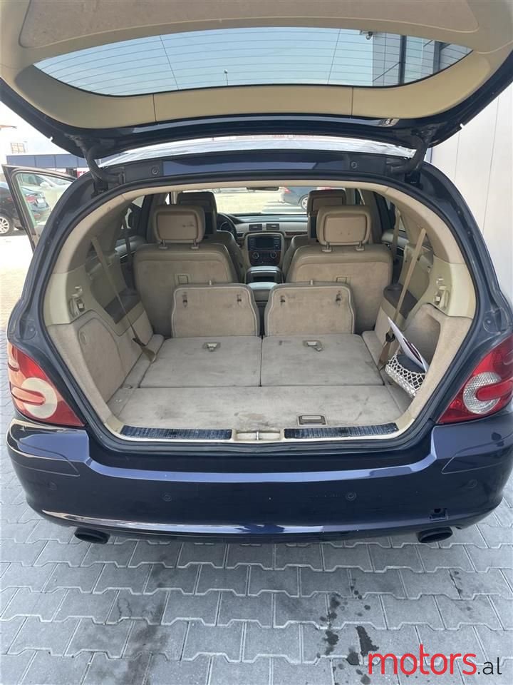 2009' Mercedes-Benz R 320 photo #6