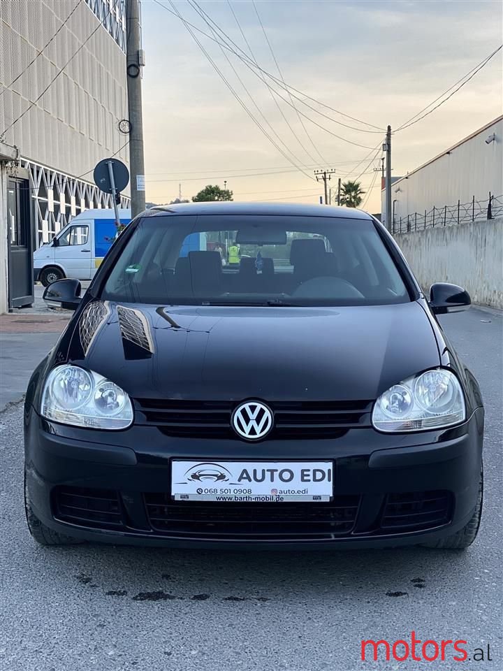 2005' Volkswagen Golf photo #6