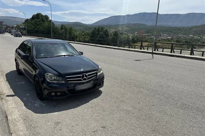 2012' Mercedes-Benz C 300