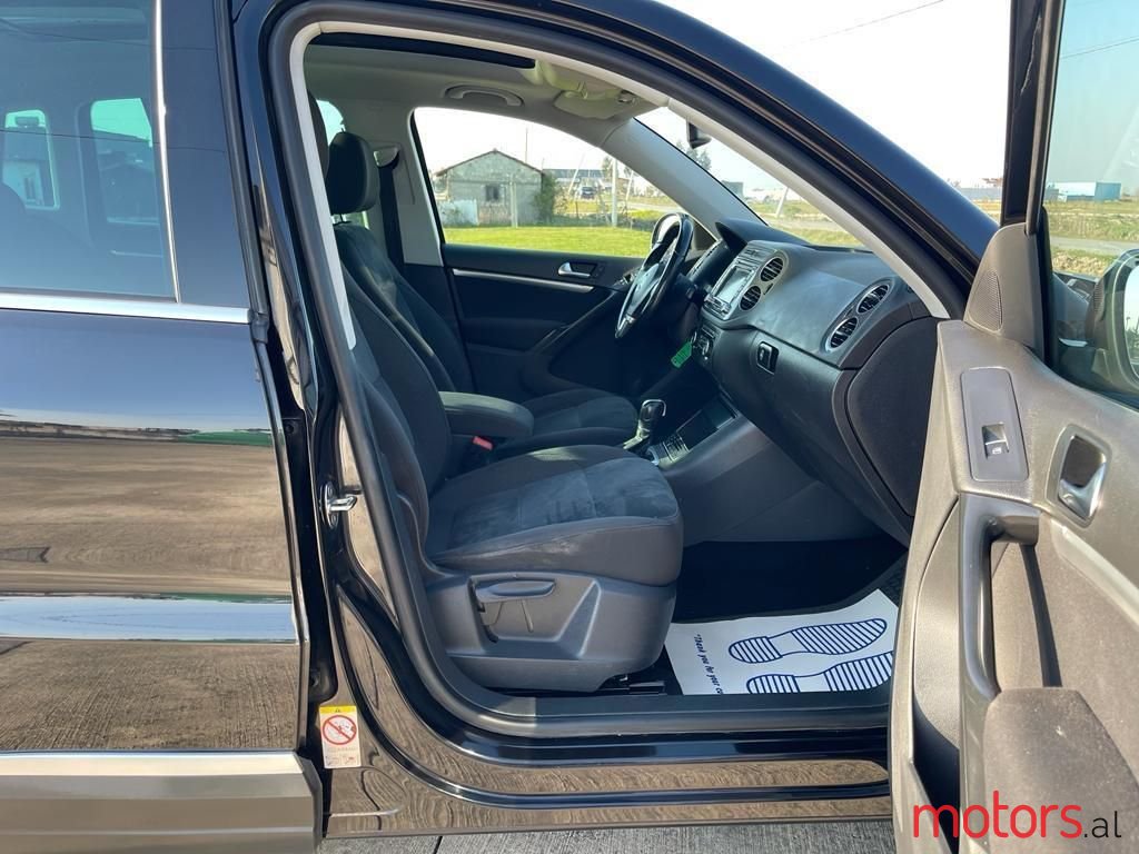 2013' Volkswagen Tiguan photo #4