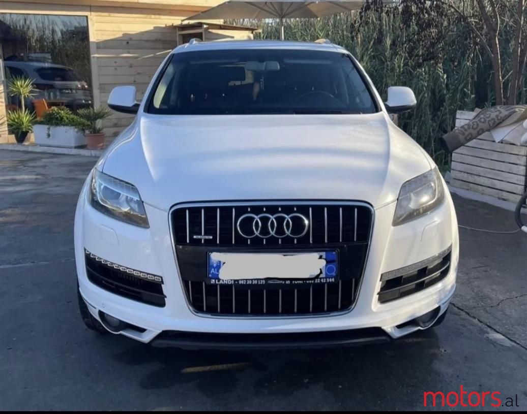 2011' Audi Q7 photo #1