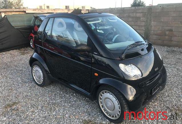 2001' Smart Fortwo photo #2