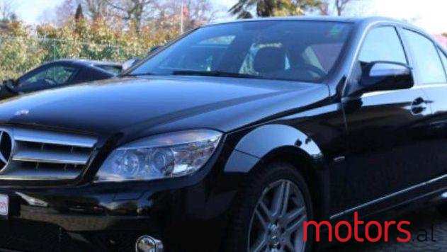 2008' Mercedes-Benz C-Class photo #2