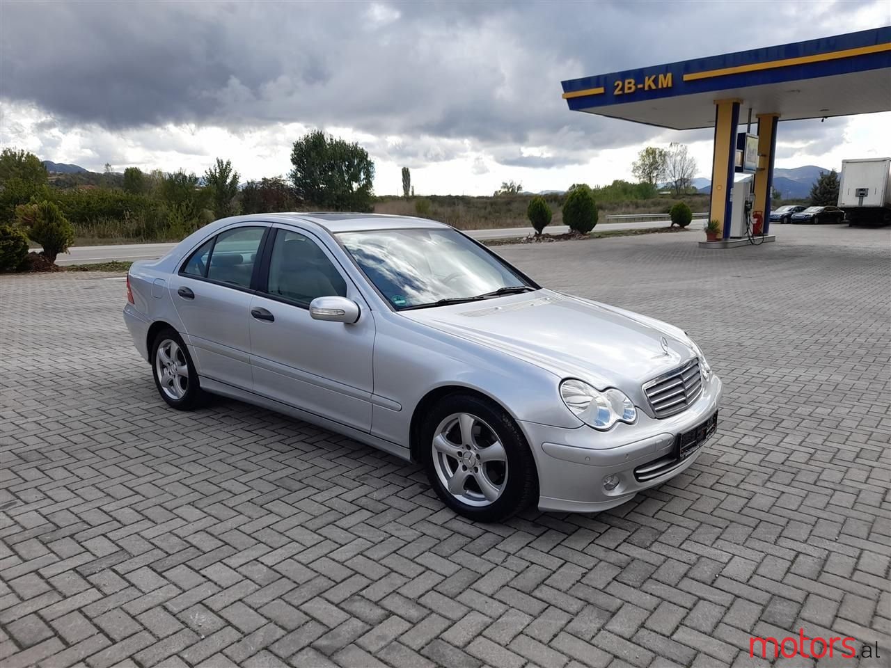 2005' Mercedes-Benz C 220 photo #1