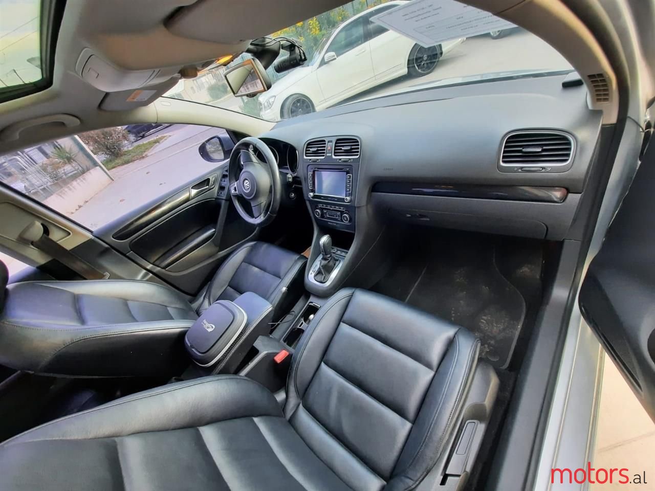 2013' Volkswagen Golf photo #6