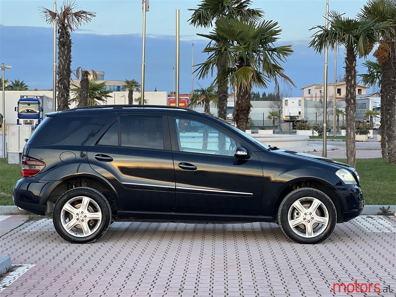 2006' Mercedes-Benz ML 280 photo #3