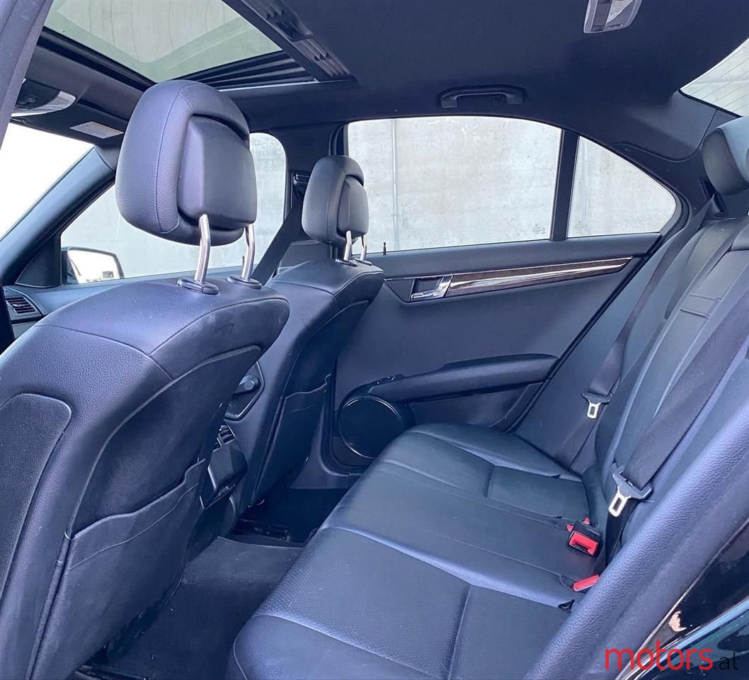 2010' Mercedes-Benz C 250 photo #5