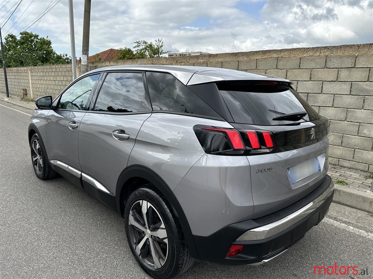 2018' Peugeot 3008 photo #3