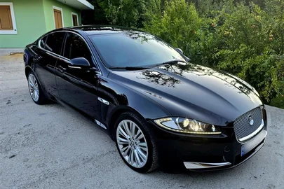2014' Jaguar XF