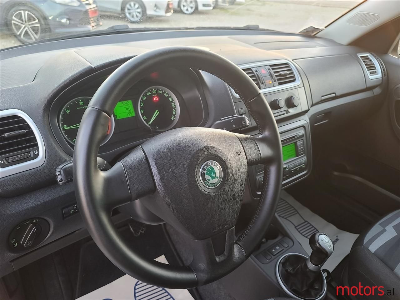 2009' Skoda Roomster photo #5