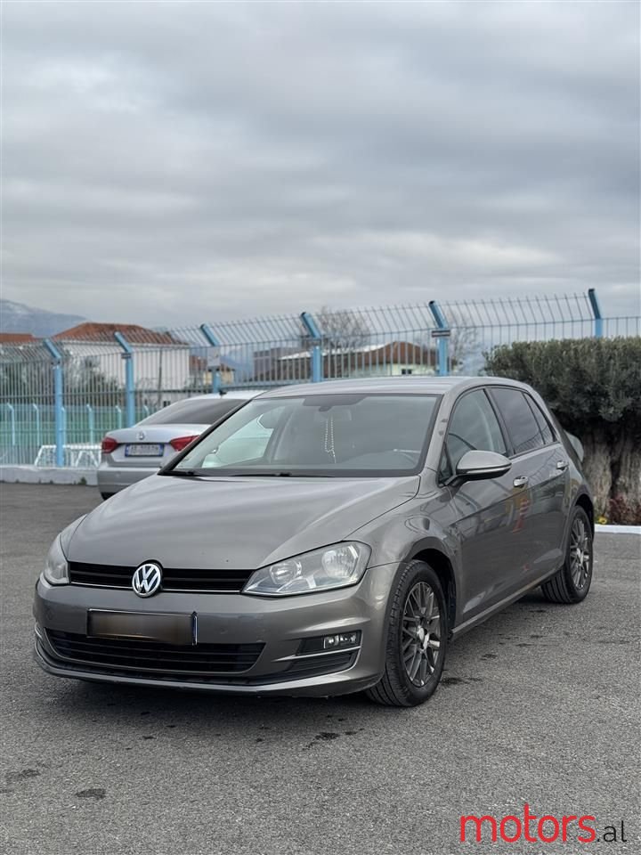 2014' Volkswagen Golf photo #1