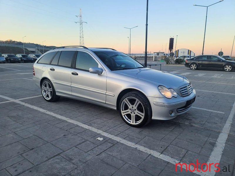 2007' Mercedes-Benz C 220 photo #1