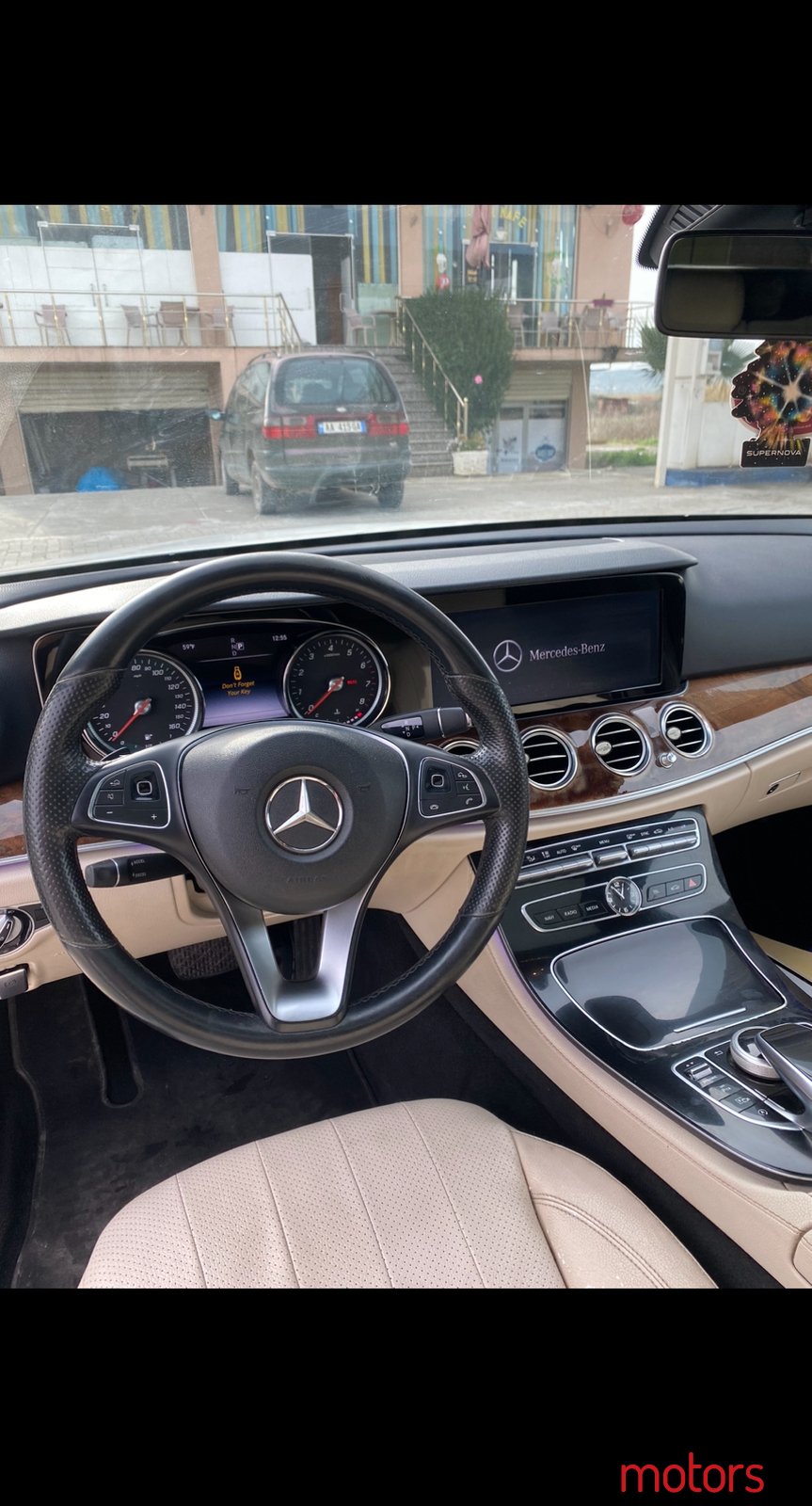 2017' Mercedes-Benz E-Class photo #7