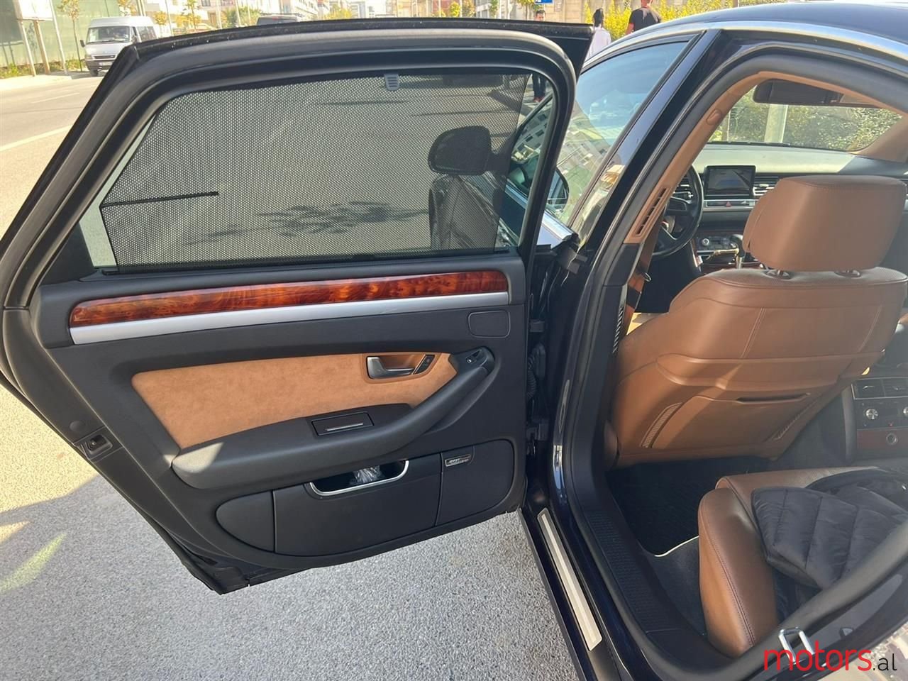 2009' Audi A8 photo #4