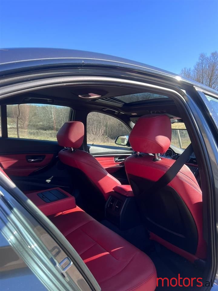 2014' BMW 328 photo #5