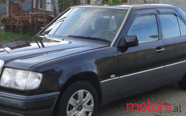 1990' Mercedes-Benz 250 photo #1