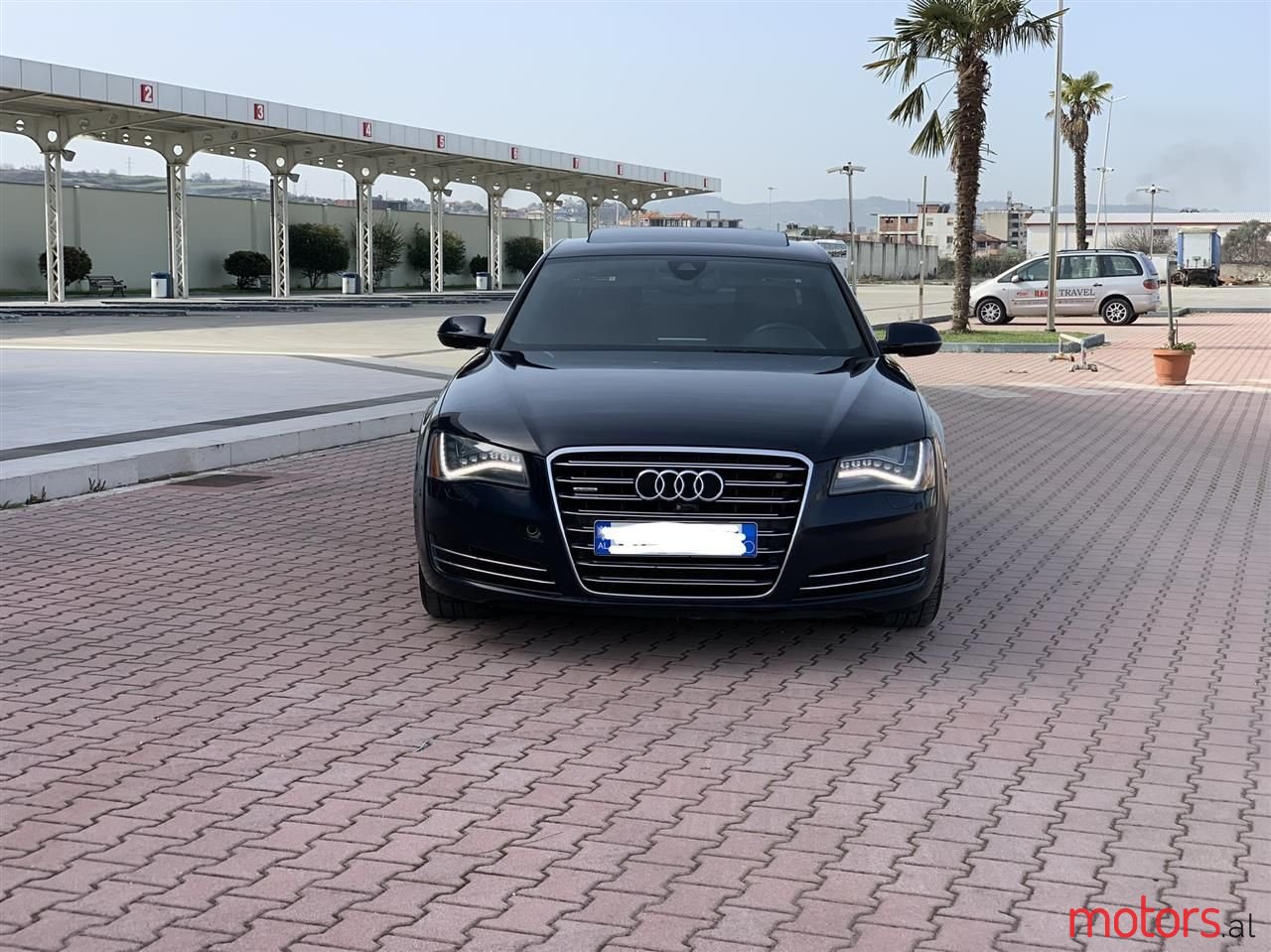 2013' Audi A8 photo #5