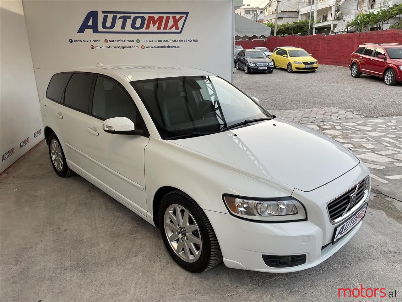 2009' Volvo V50 photo #4