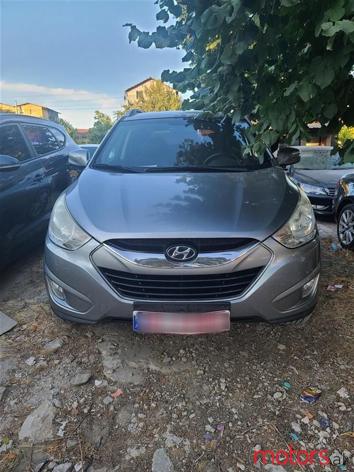 2010' Hyundai Tucson photo #1