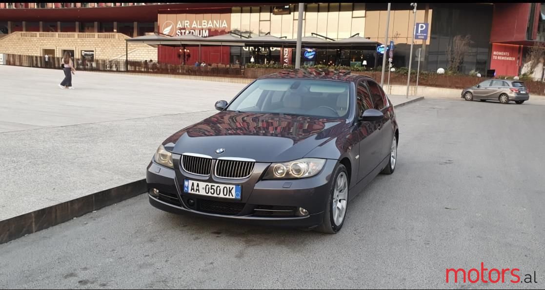 2006' BMW 330 photo #1