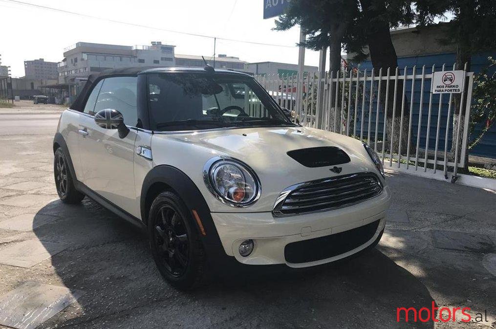 2010' MINI Cooper photo #1