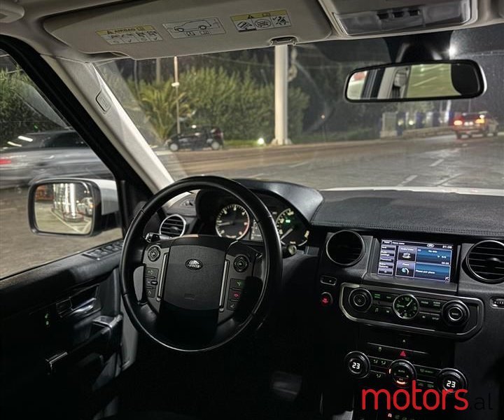 2013' Land Rover Discovery photo #4