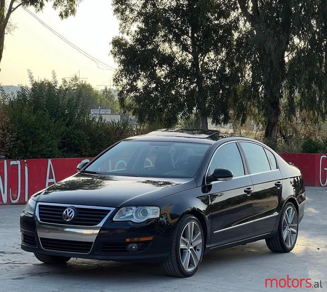 2010' Volkswagen Passat photo #3