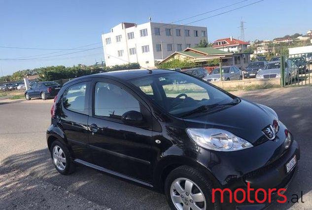 2007' Peugeot 107 photo #2