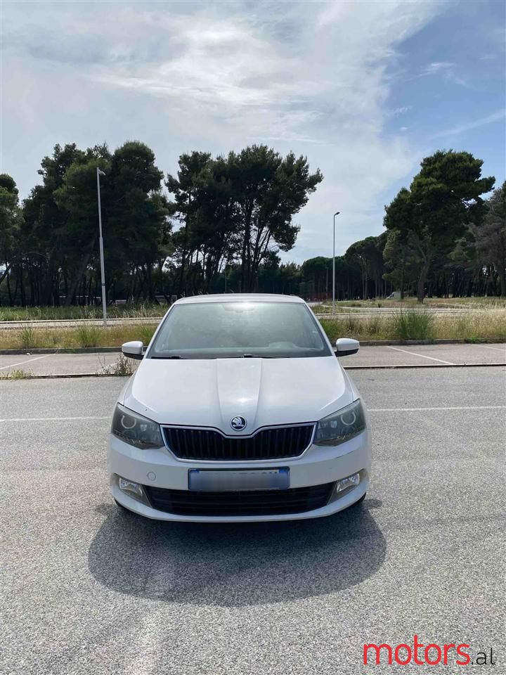 2016' Skoda Fabia photo #1