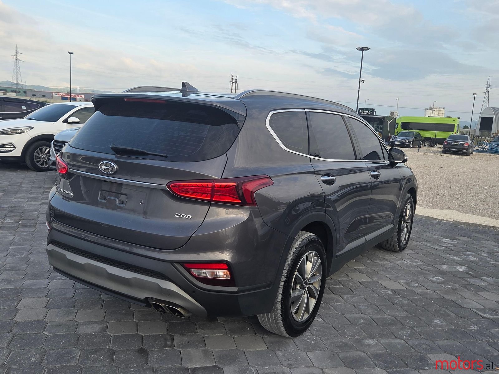 2019' Hyundai Santa Fe photo #4
