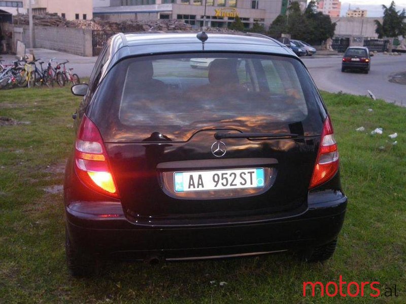 2006' Mercedes-Benz A 170 photo #2