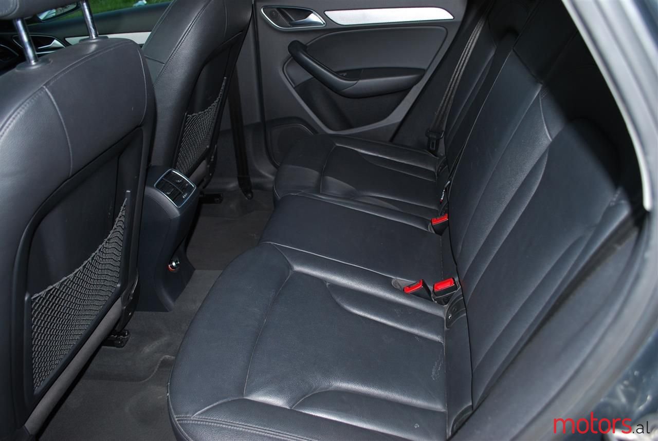 2013' Audi Q3 photo #6