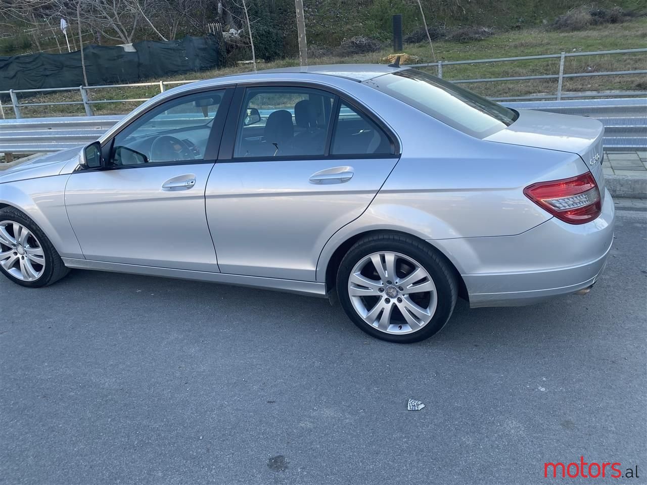 2009' Mercedes-Benz 200 photo #6