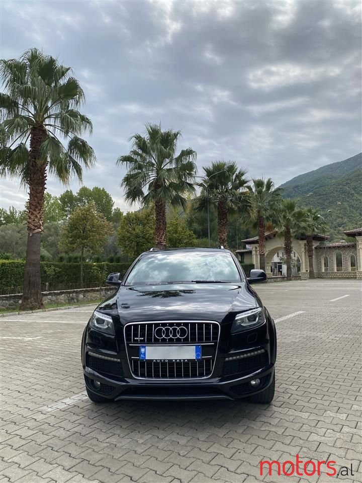 2012' Audi Q7 photo #3