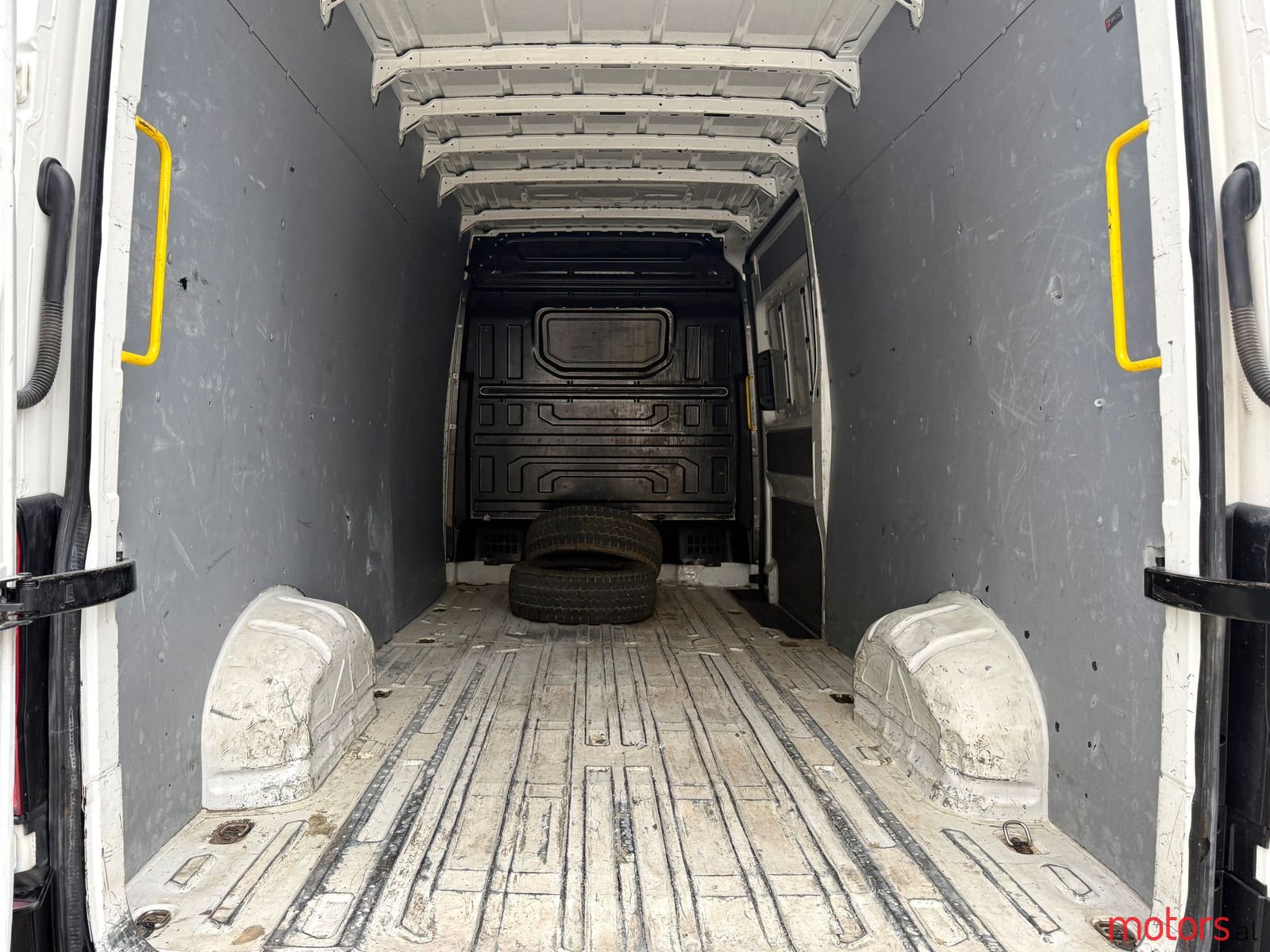 2018' Volkswagen Crafter photo #4