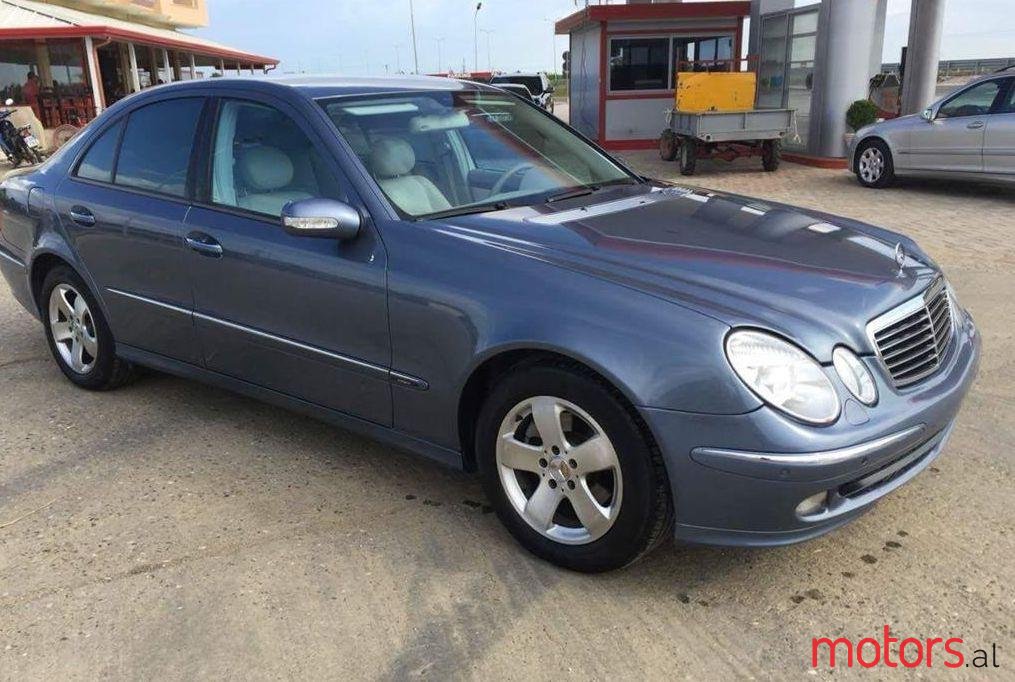 2003' Mercedes-Benz 270 photo #2