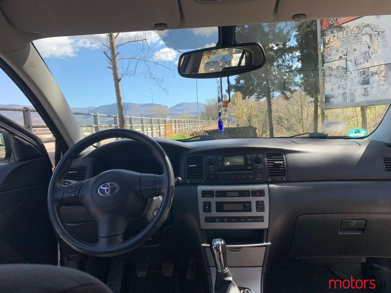 2005' Toyota Corolla photo #3