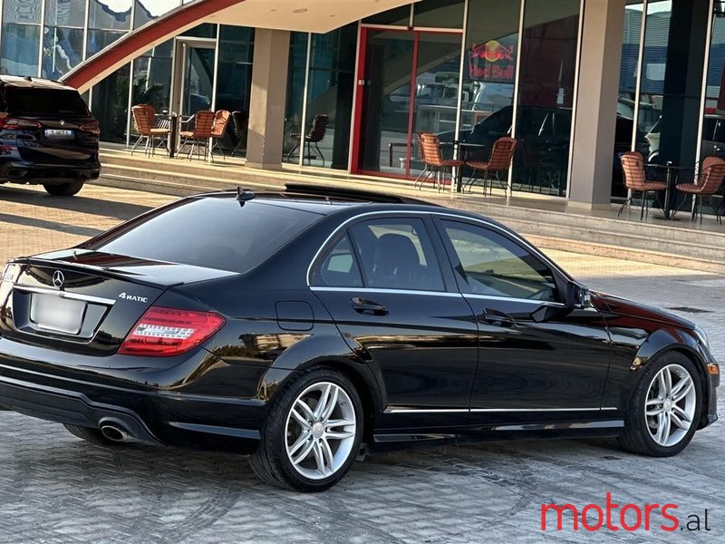 2012' Mercedes-Benz C 300 photo #4