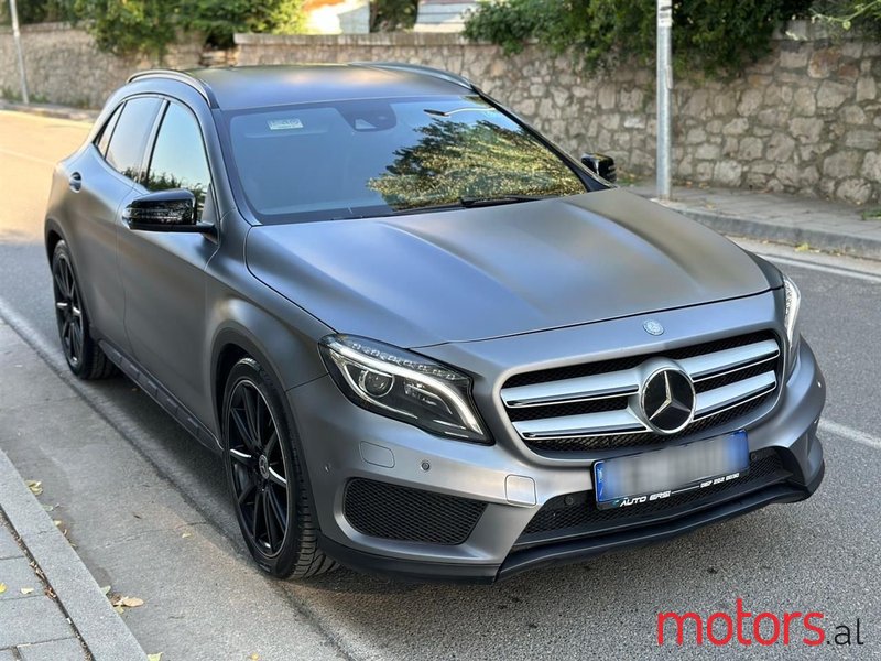 2015' Mercedes-Benz GLA 220 photo #1