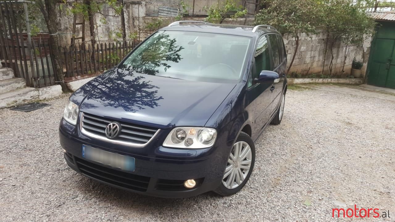 2006' Volkswagen Touran photo #4