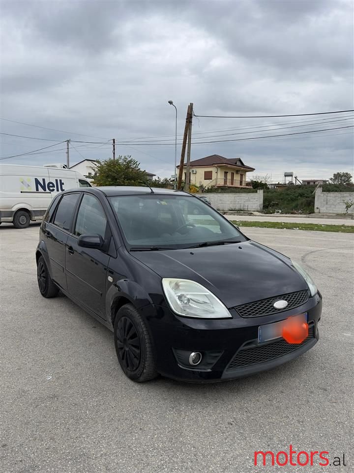 2008' Ford Fiesta photo #3