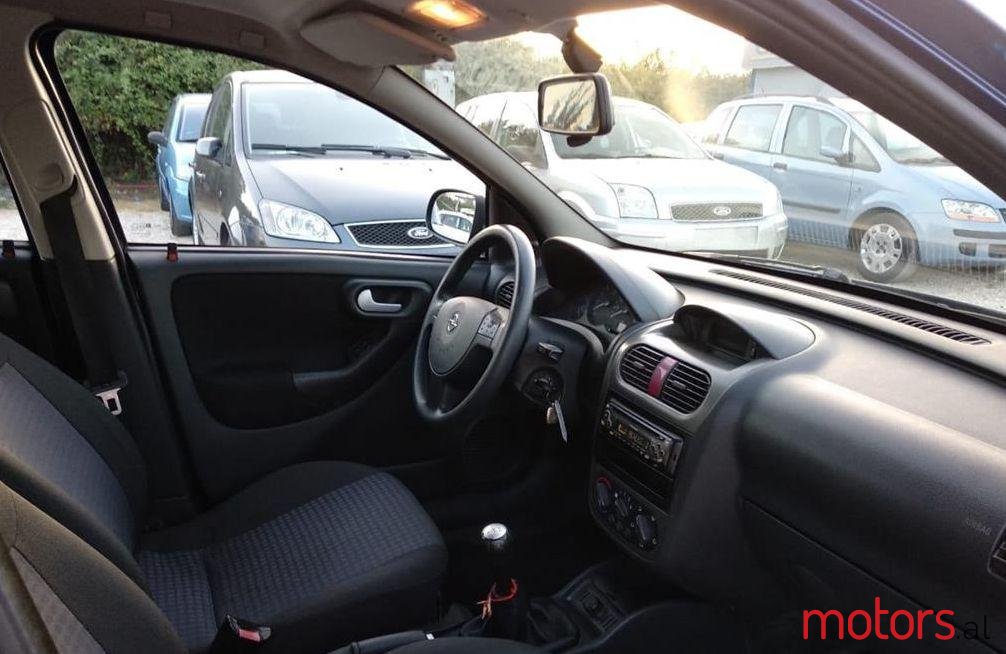 2004' Opel Corsa photo #3