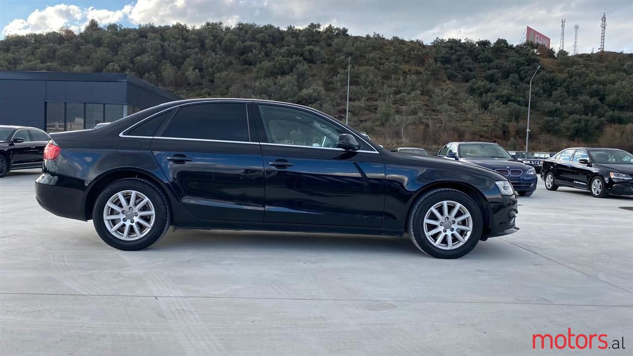 2013' Audi A4 photo #2