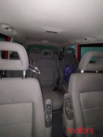 2003' Volkswagen Sharan photo #3