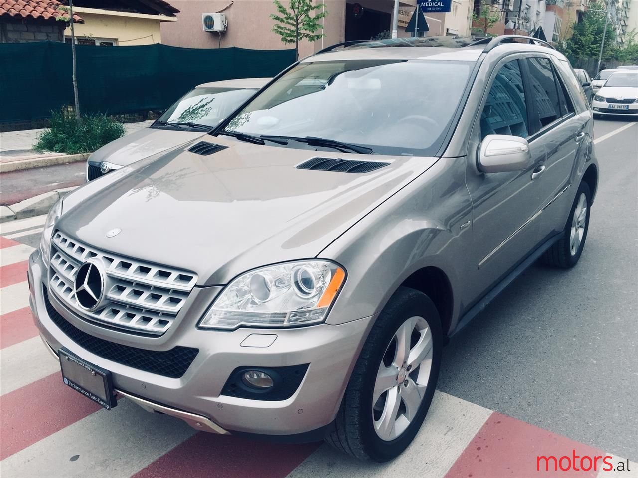 2009' Mercedes-Benz ML 320 photo #3