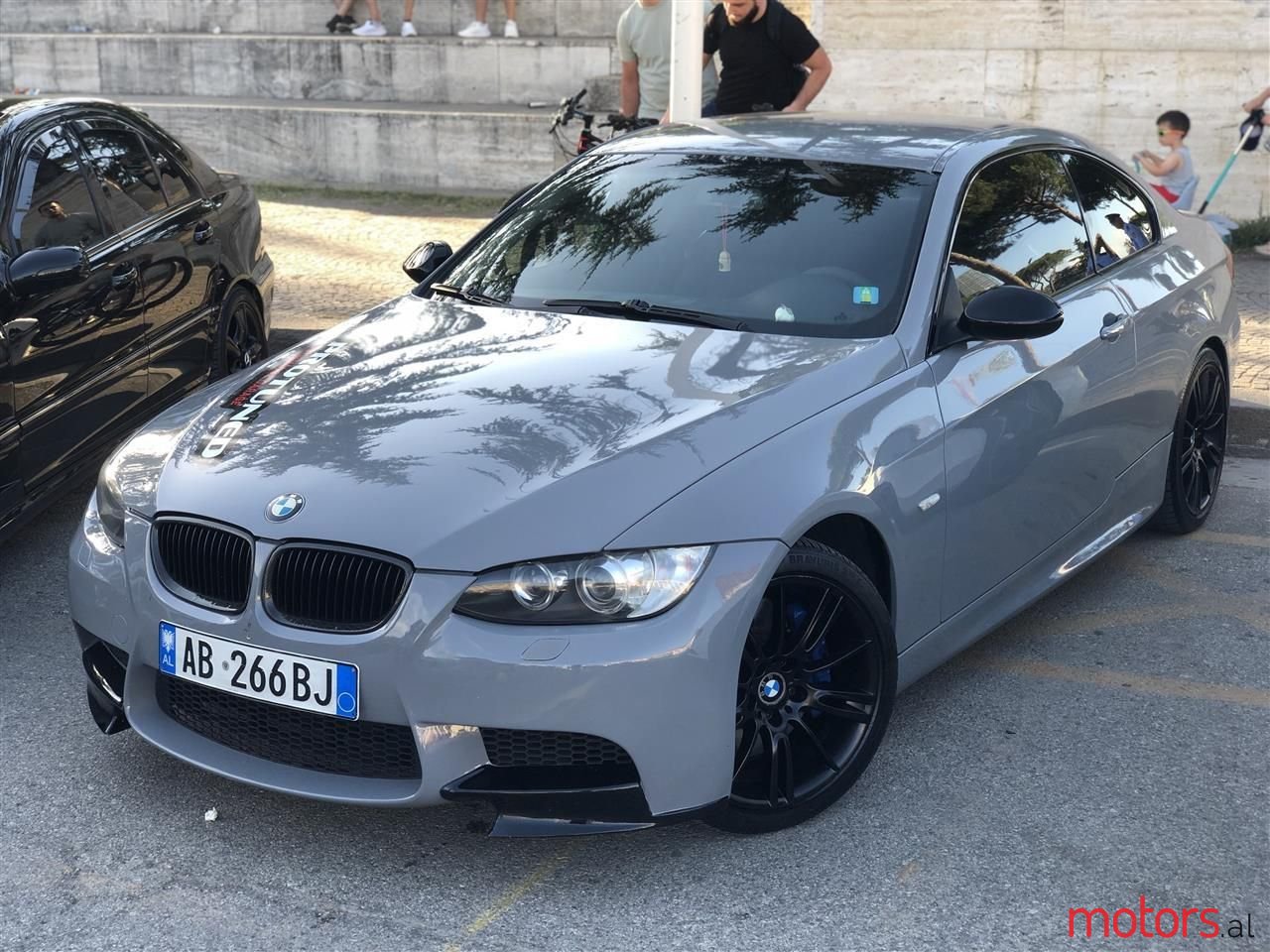 2008' BMW 330 photo #1