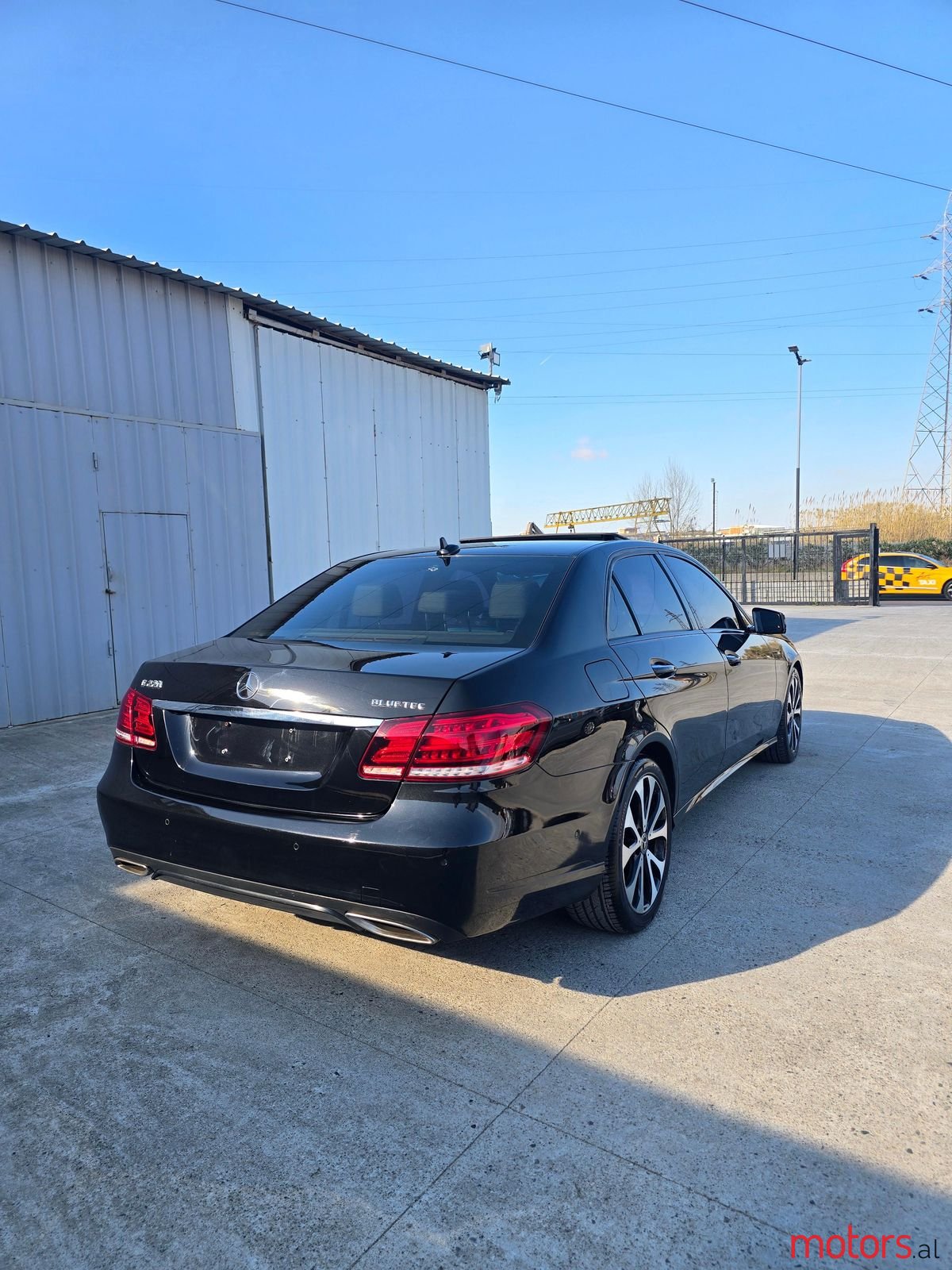 2015' Mercedes-Benz E 220 photo #6