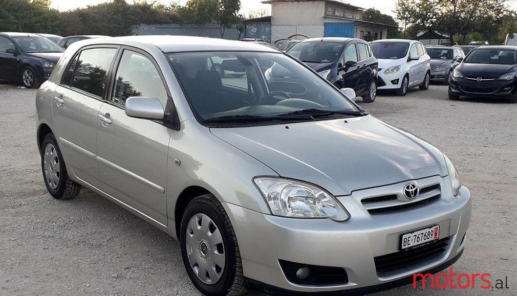 2005' Toyota Corolla photo #1